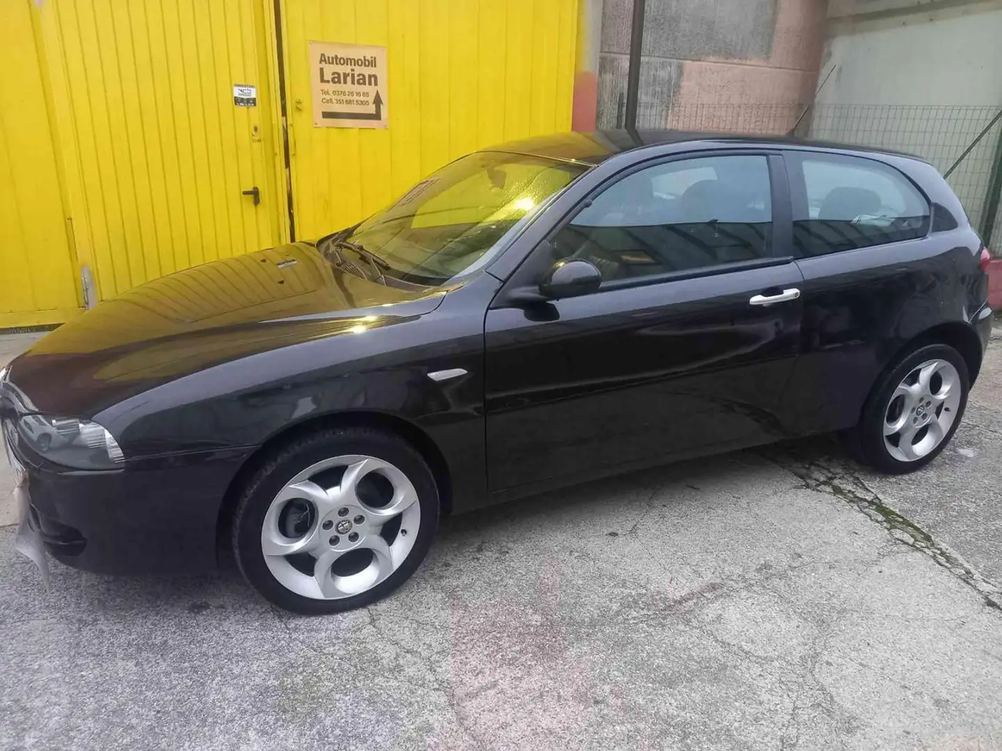Alfa Romeo 147 1.6 16V TS 3 porte Progression  NEOPATENTATI Nero - 1
