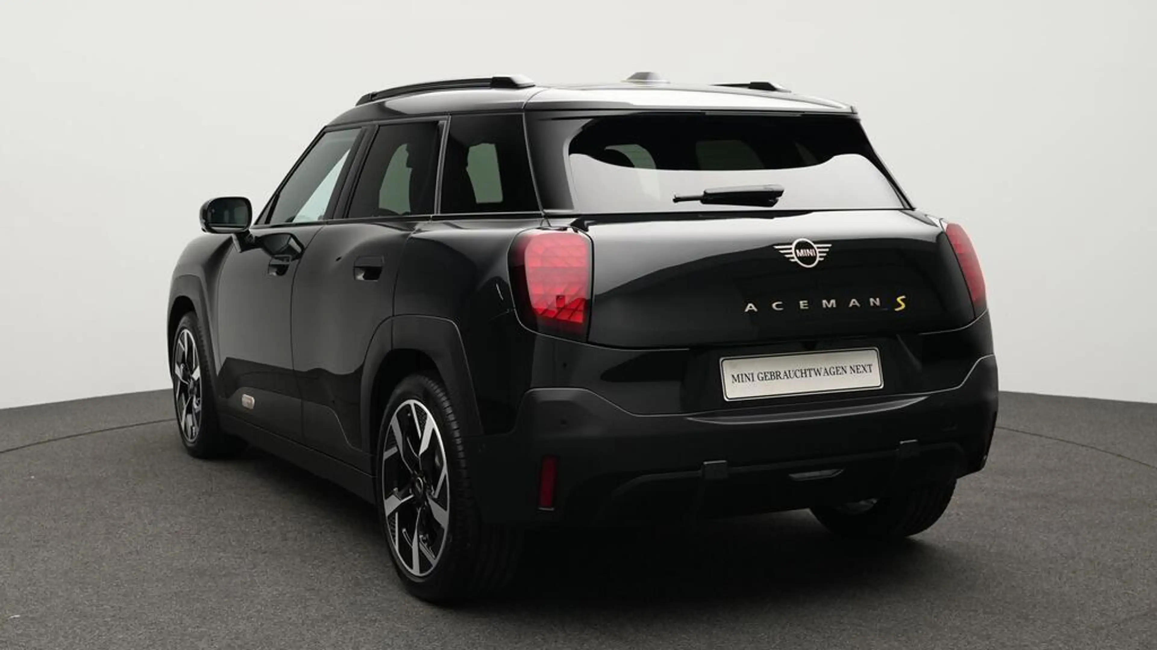MINI Aceman Classic Trim — photo 4