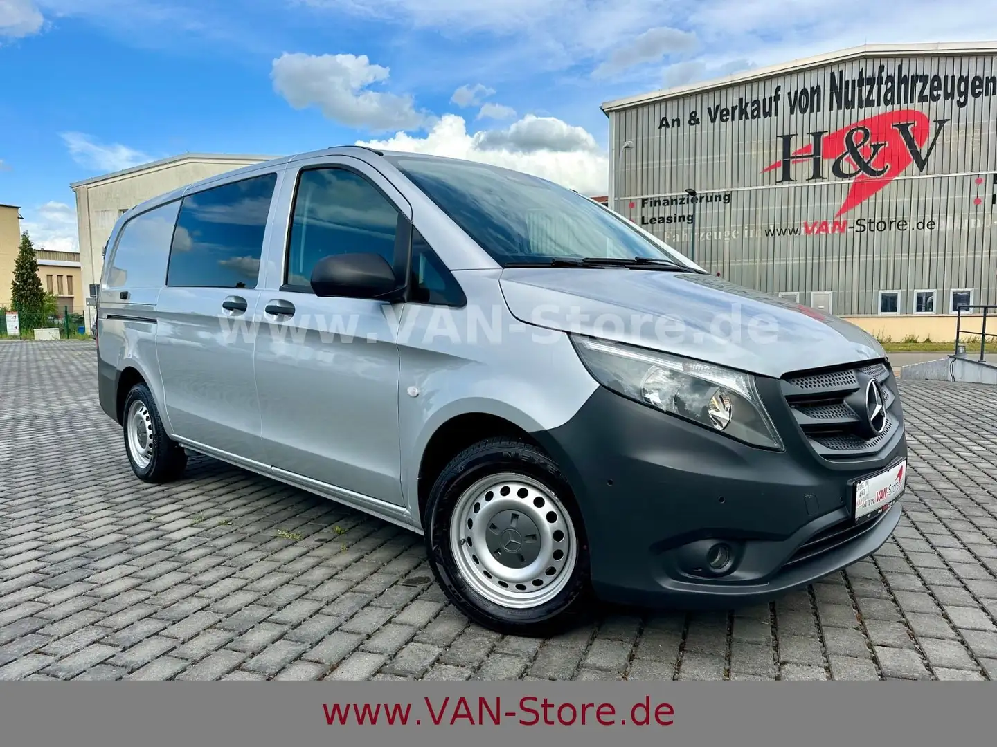 Mercedes-Benz VITO 114 MIXTO LANG 6SITZE/KLIMA/STHZG/TEMP/ AHK Argento - 1