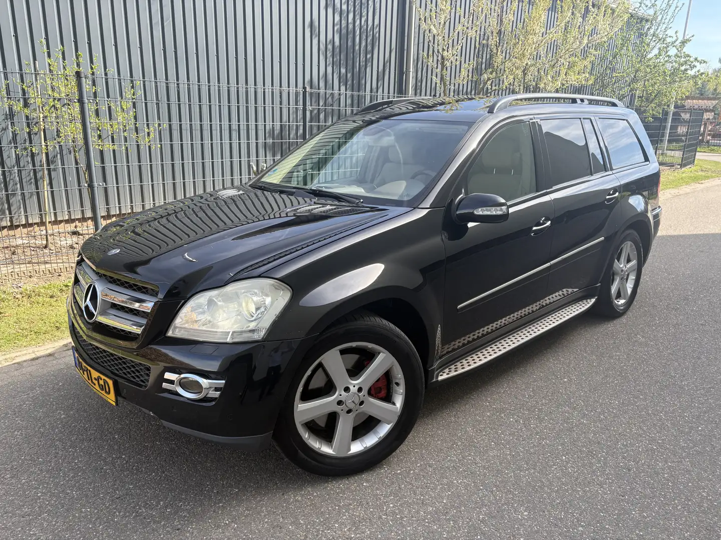 Mercedes-Benz GL 420 CDI / AUTOMAAT / 7 PERSOONS / SCHUIFDAK / NAVI / L Schwarz - 2