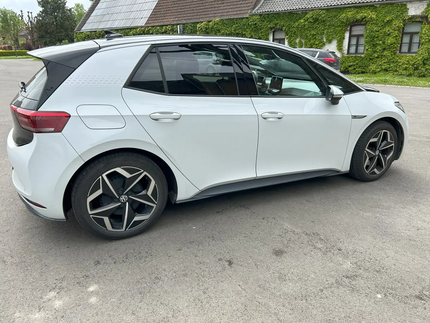 Volkswagen ID.3 58 kWh 1st Plus Blanc - 2