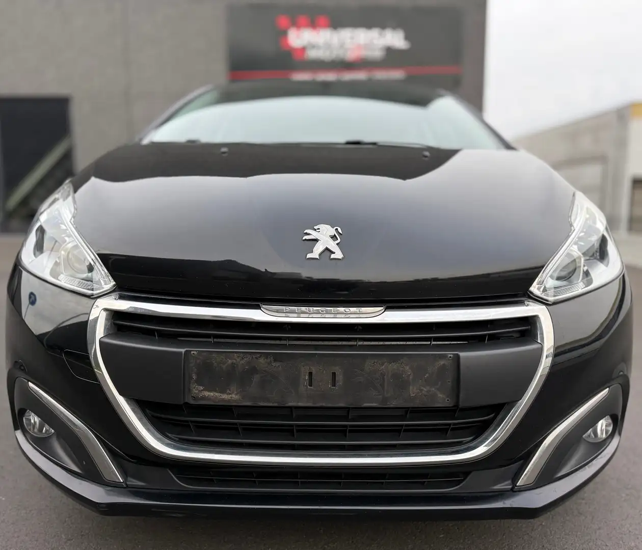 Peugeot 208 1.2 ess 82ch  Active-105495 Kms certifié - GPS Zwart - 2