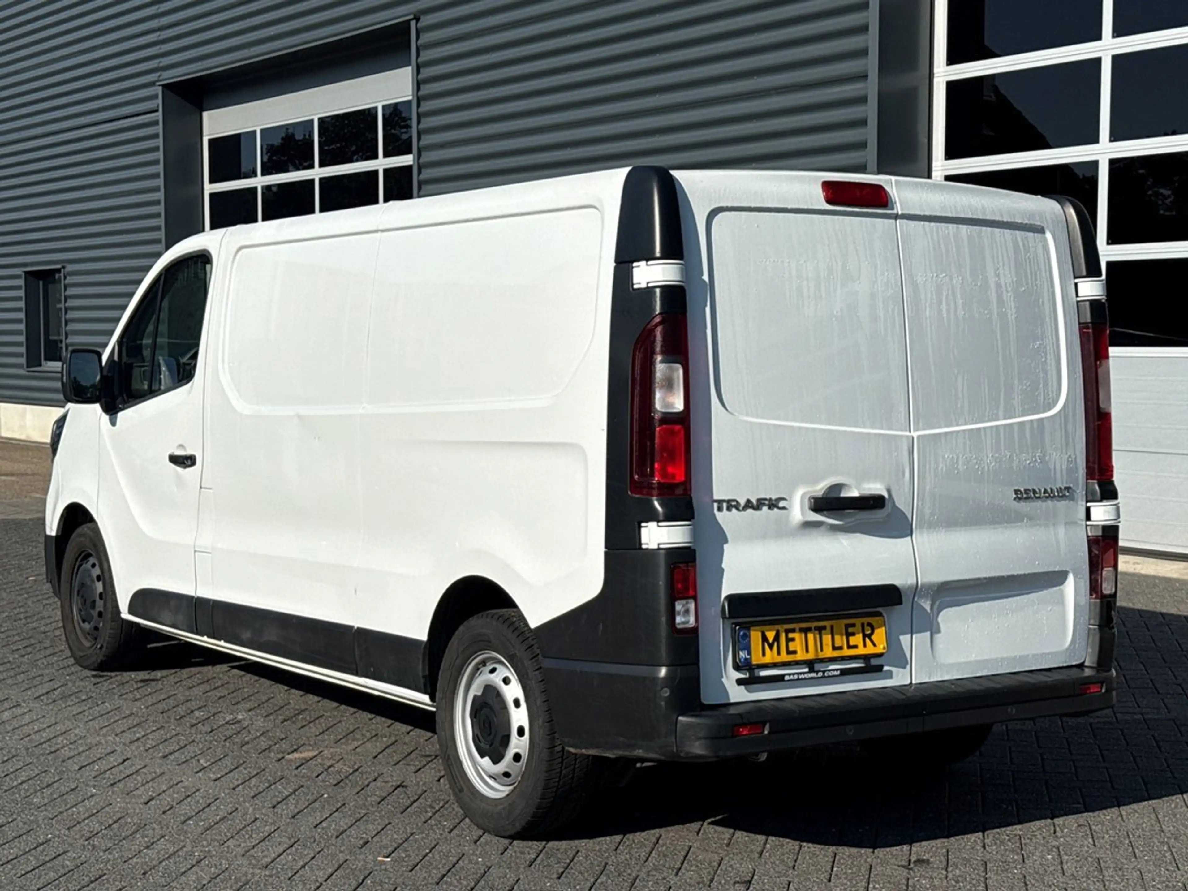 Renault Trafic 2.0 dCi 130 T30 L2H1 Work Edition | PDC | Cruise c — photo 3