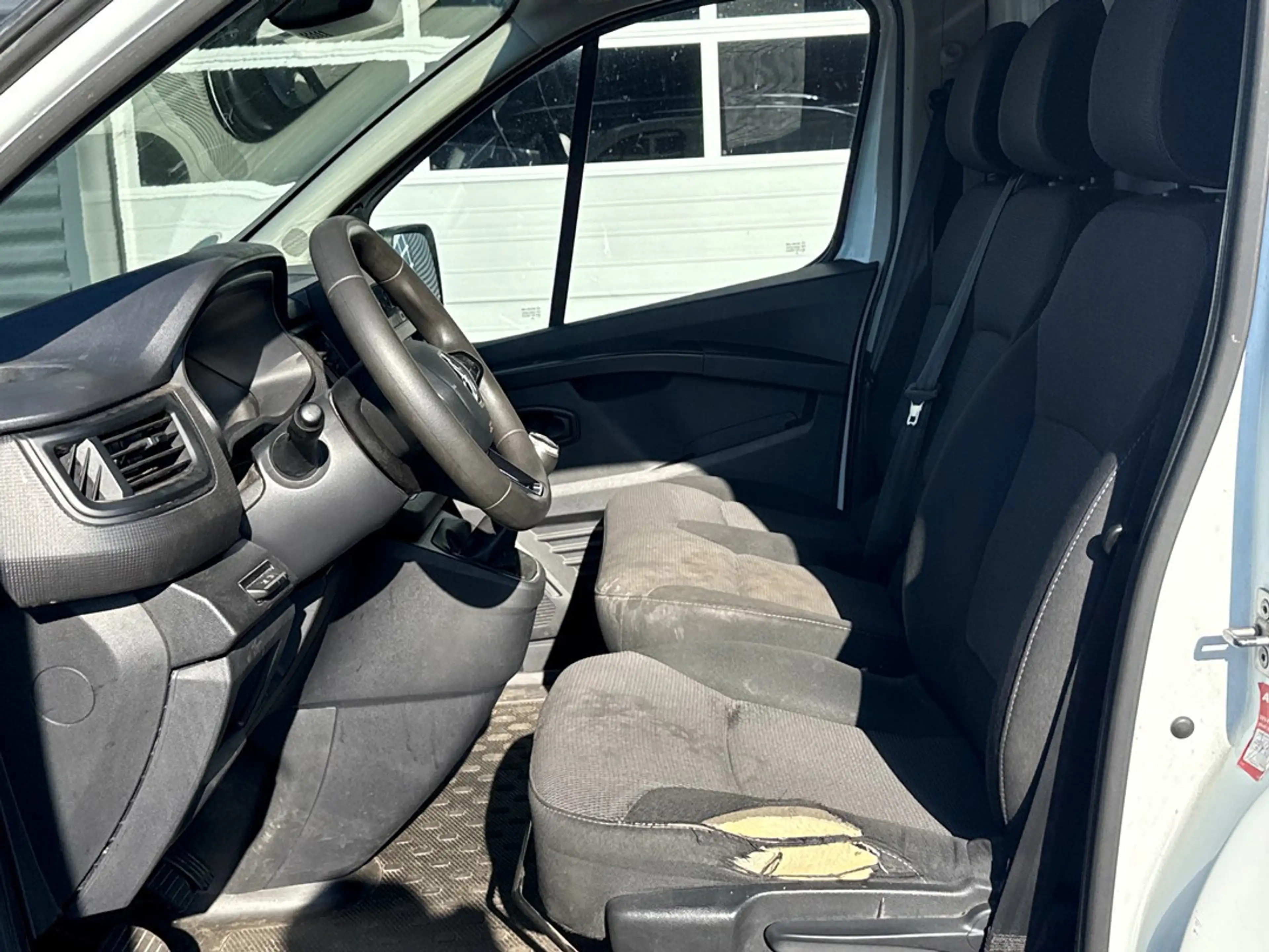 Renault Trafic 2.0 dCi 130 T30 L2H1 Work Edition | PDC | Cruise c — photo 11
