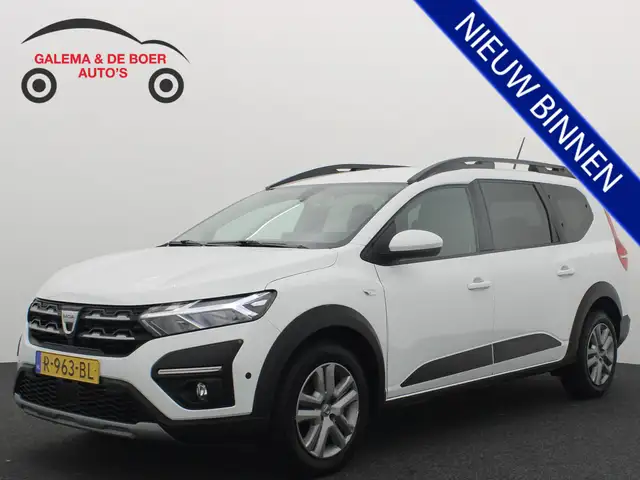 Dacia Jogger 1.0 TCe Comfort 7p. CARPLAY / CAMERA / KEYLESS / N