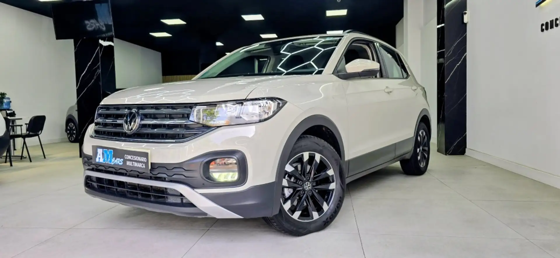 Volkswagen T-Cross 1.0 TSI 70kW Gris - 2