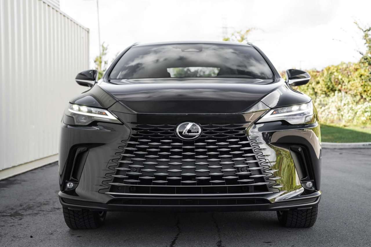 2026 Lexus RX RX 450h+ — снимка 2