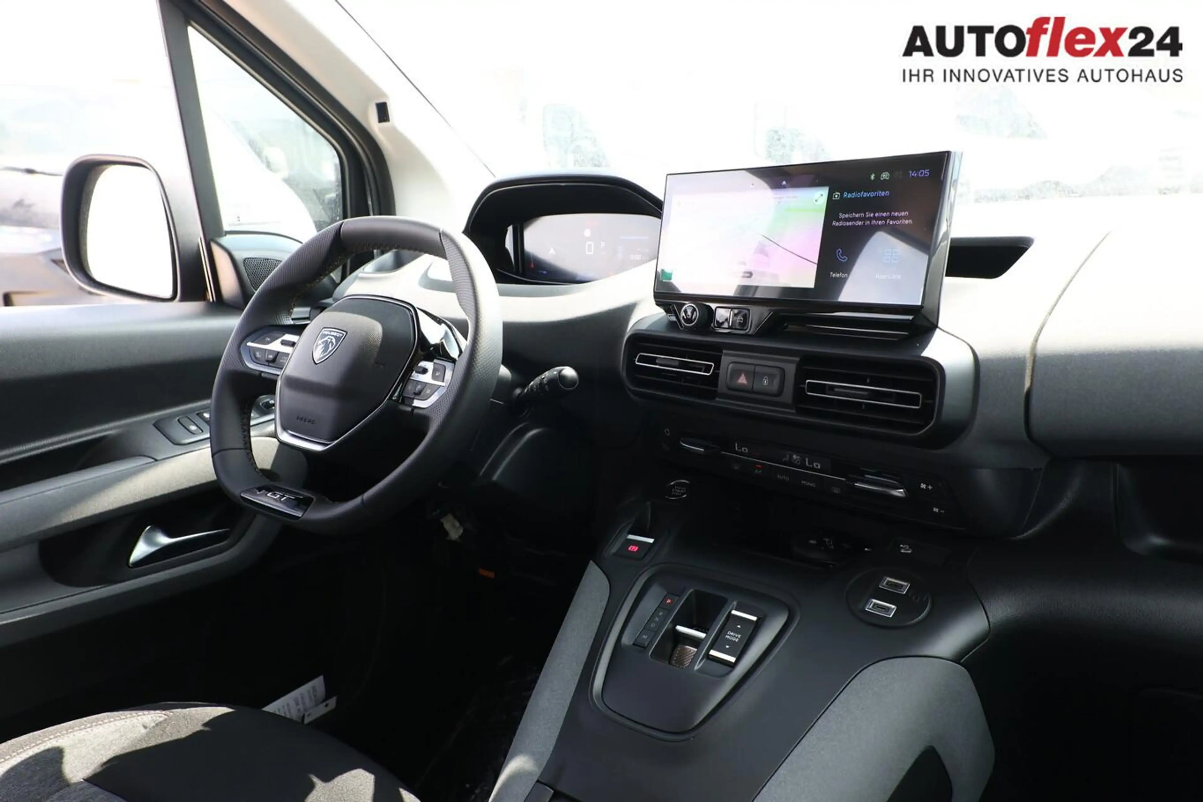 Peugeot Rifter M1 GT L2 7-S Keyl Nav Kam 2xPDC ACC BT 96 kW (1... — photo 8