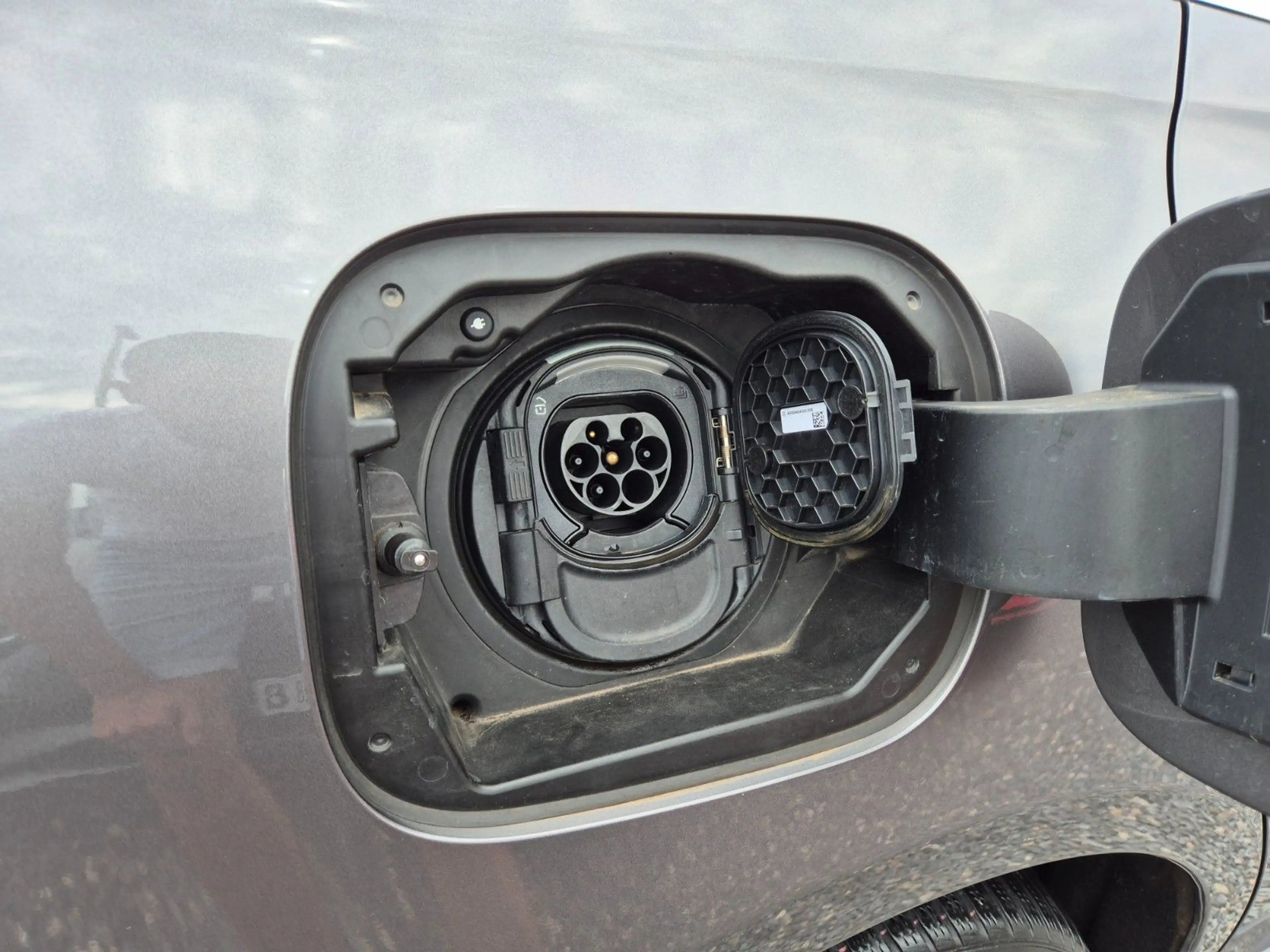 Mercedes-Benz B 250 e AMG LINE AHK FULL OPTIONS 1. HAND KAMERA — photo 10