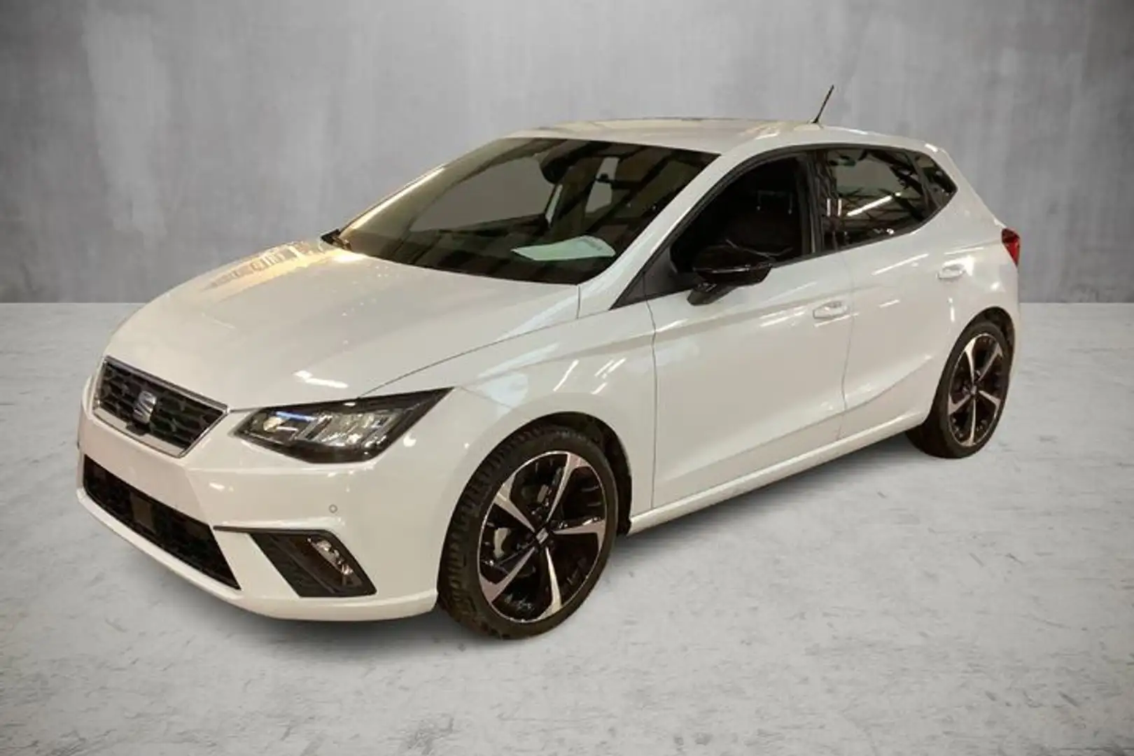 SEAT Ibiza 1.0 TSI DSG FR KLIMA KAMERA PDC SHZG Weiß - 1