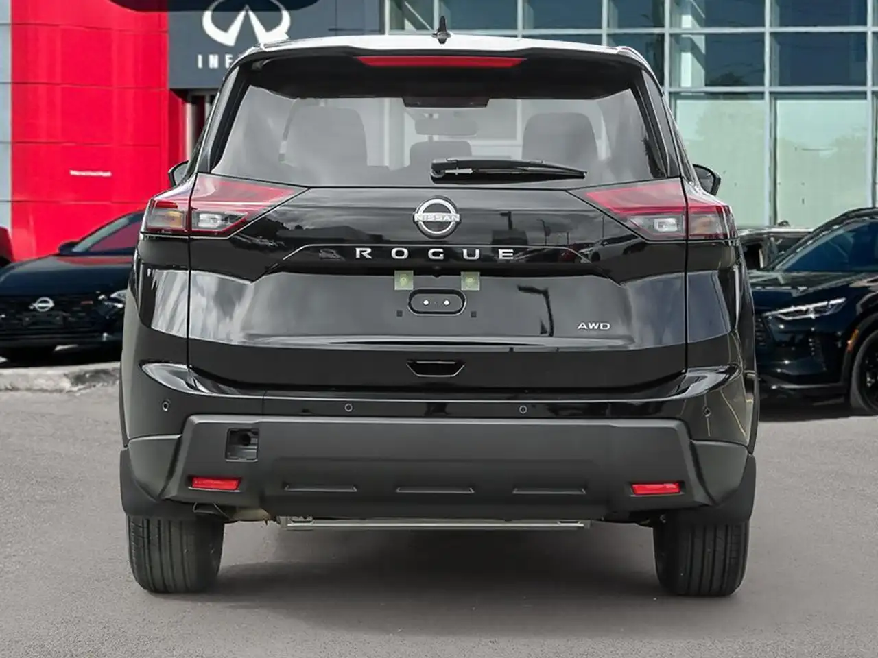 Nissan Rogue снимка Nissan Rogue