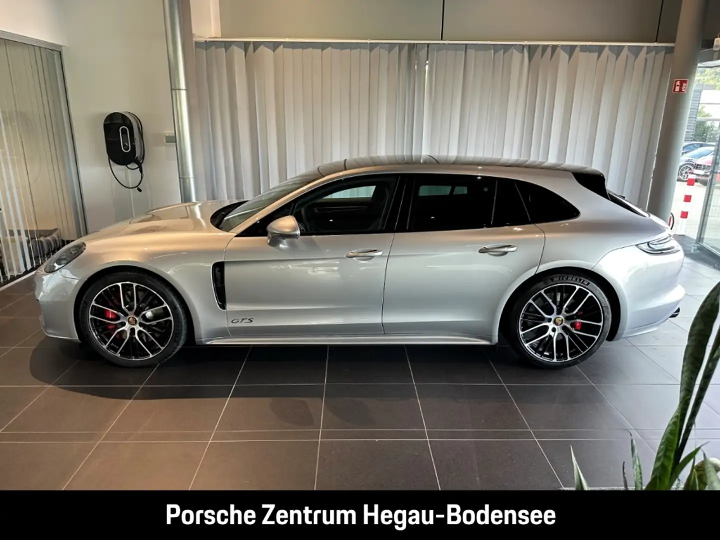 Porsche Panamera GTS Sport Turismo/SportDesign/BOSE/Panorama/PDCC Argent - 2