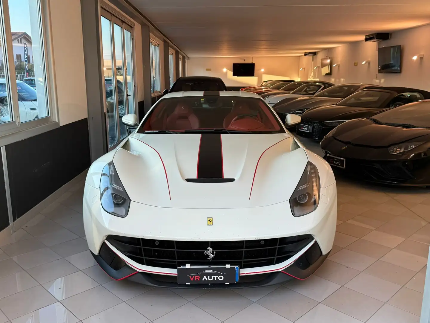 Ferrari F12 Berlinetta 6.3 dct GARANZIA FERRARI POWER 08/2026 Alb - 2