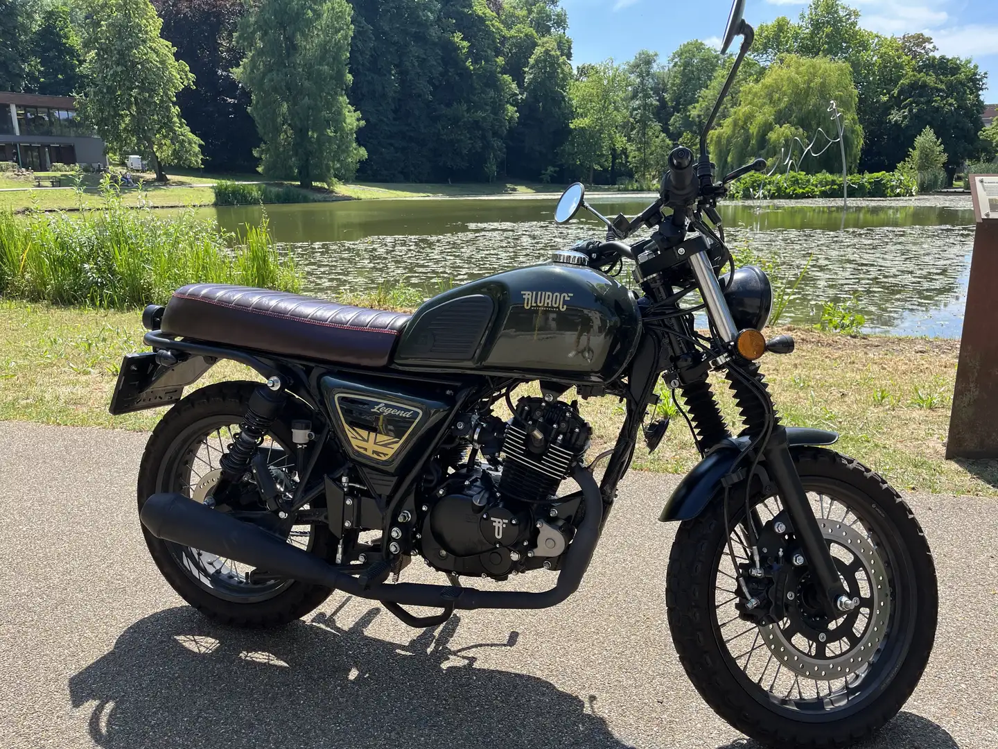 Bullit Bluroc 125 Bullit Legend 125cc - 1