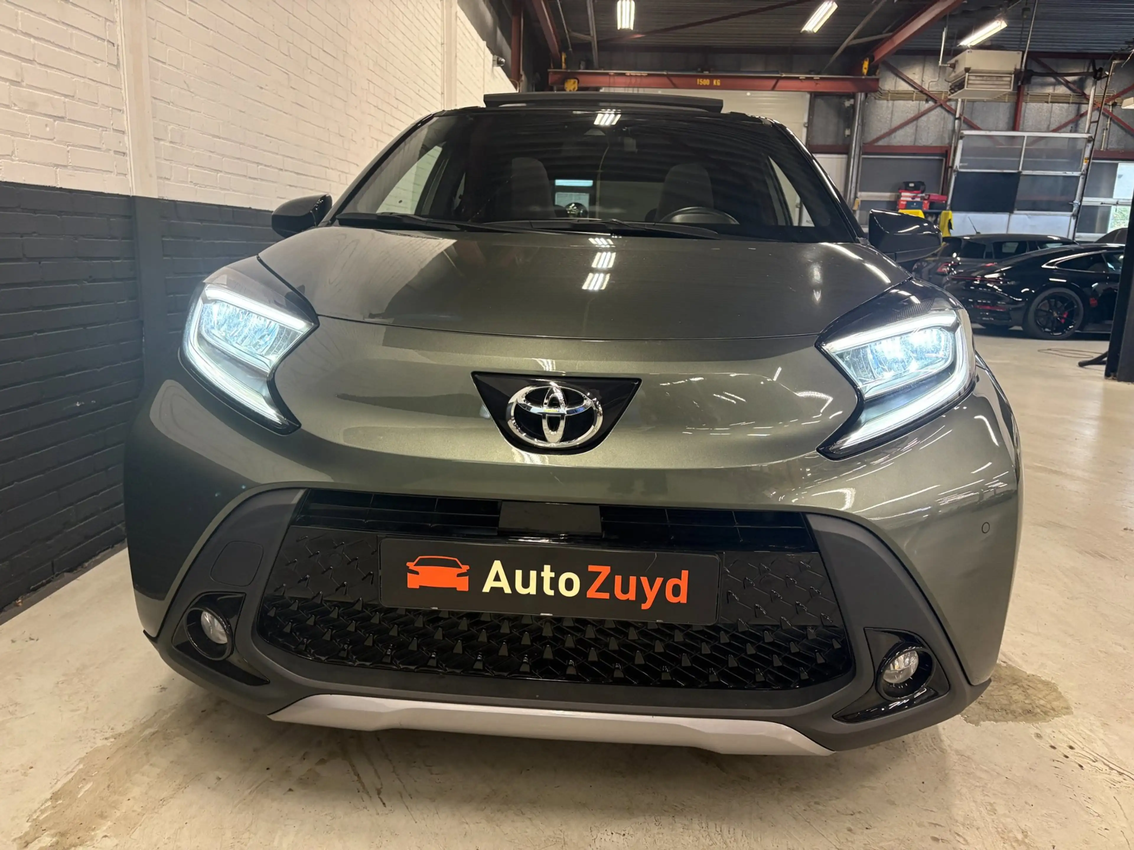 Toyota Aygo X 1.0 VVT-i S-CVT Premium Cabriotop Automaat / Leder — photo 27