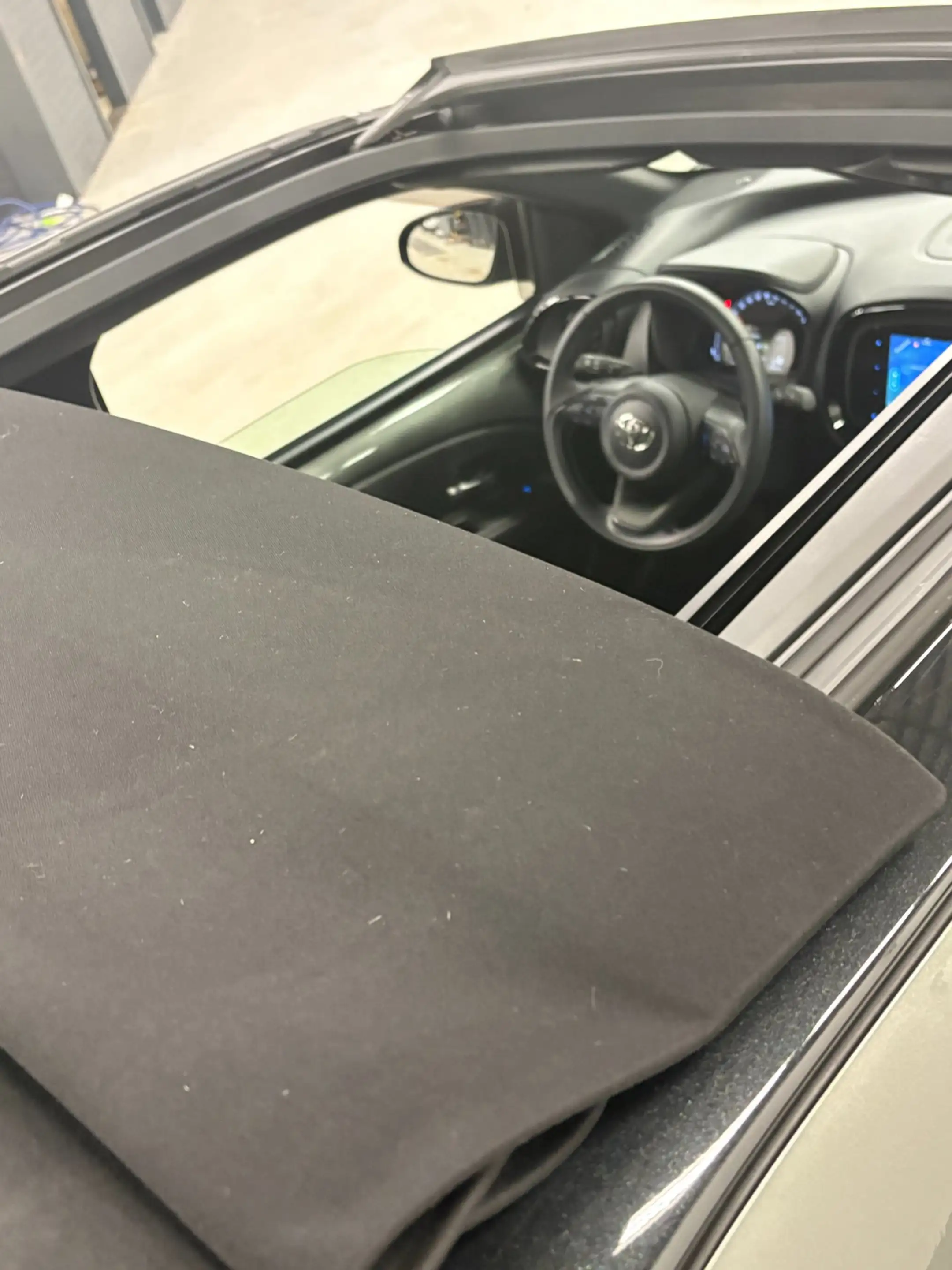 Toyota Aygo X 1.0 VVT-i S-CVT Premium Cabriotop Automaat / Leder — photo 22
