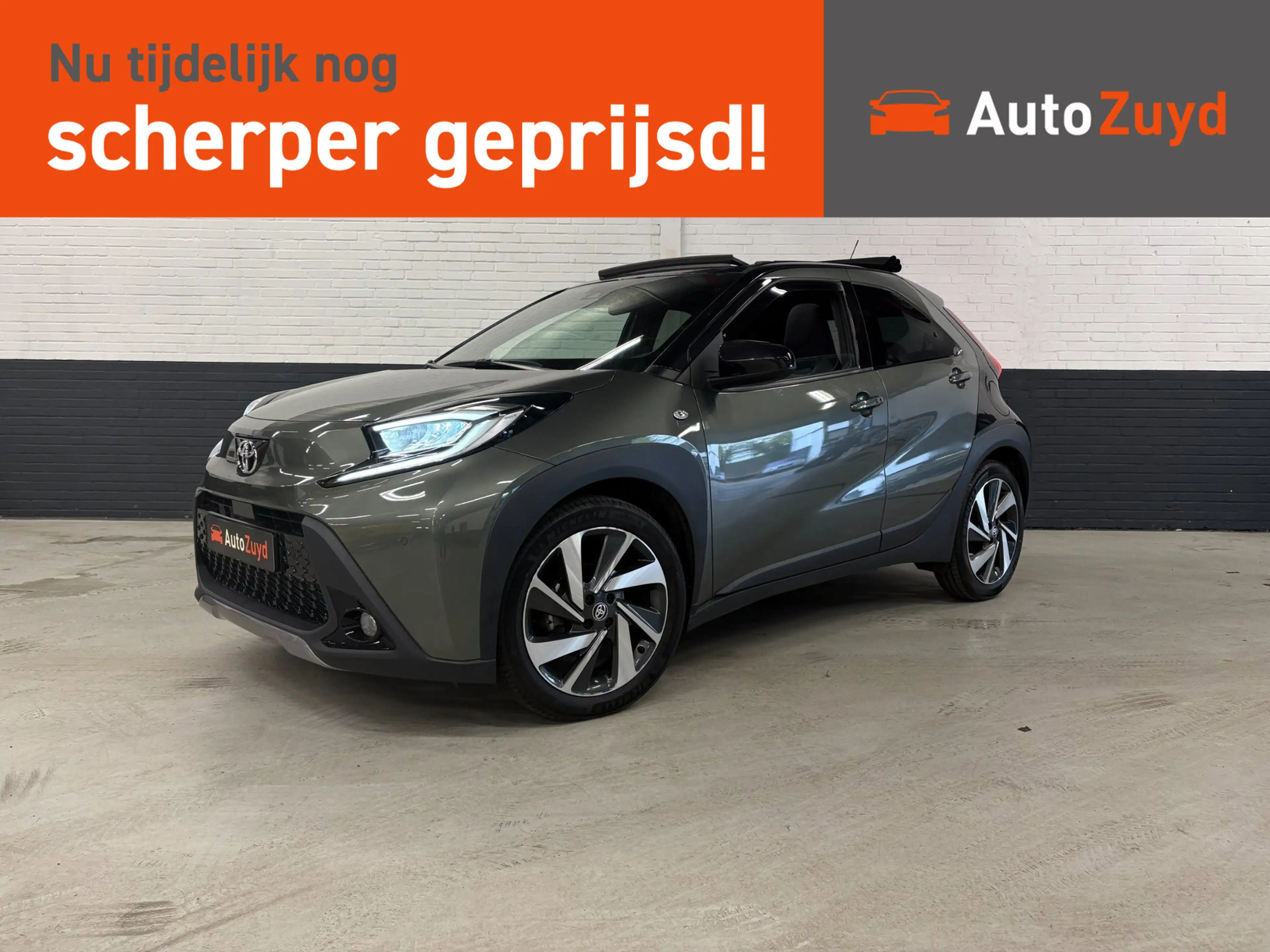 Toyota Aygo X 1.0 VVT-i S-CVT Premium Cabriotop Automaat / Leder