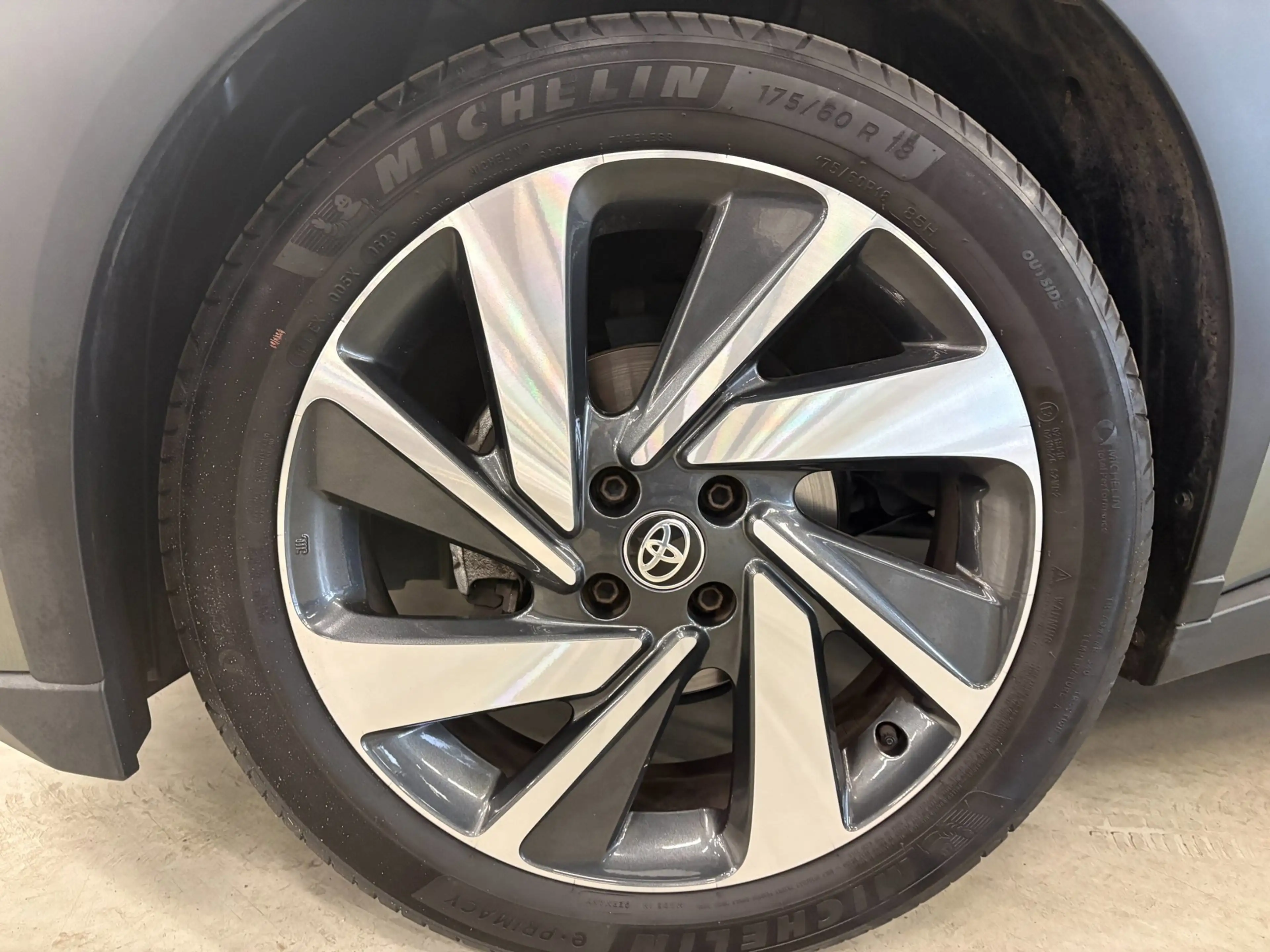 Toyota Aygo X 1.0 VVT-i S-CVT Premium Cabriotop Automaat / Leder — photo 5