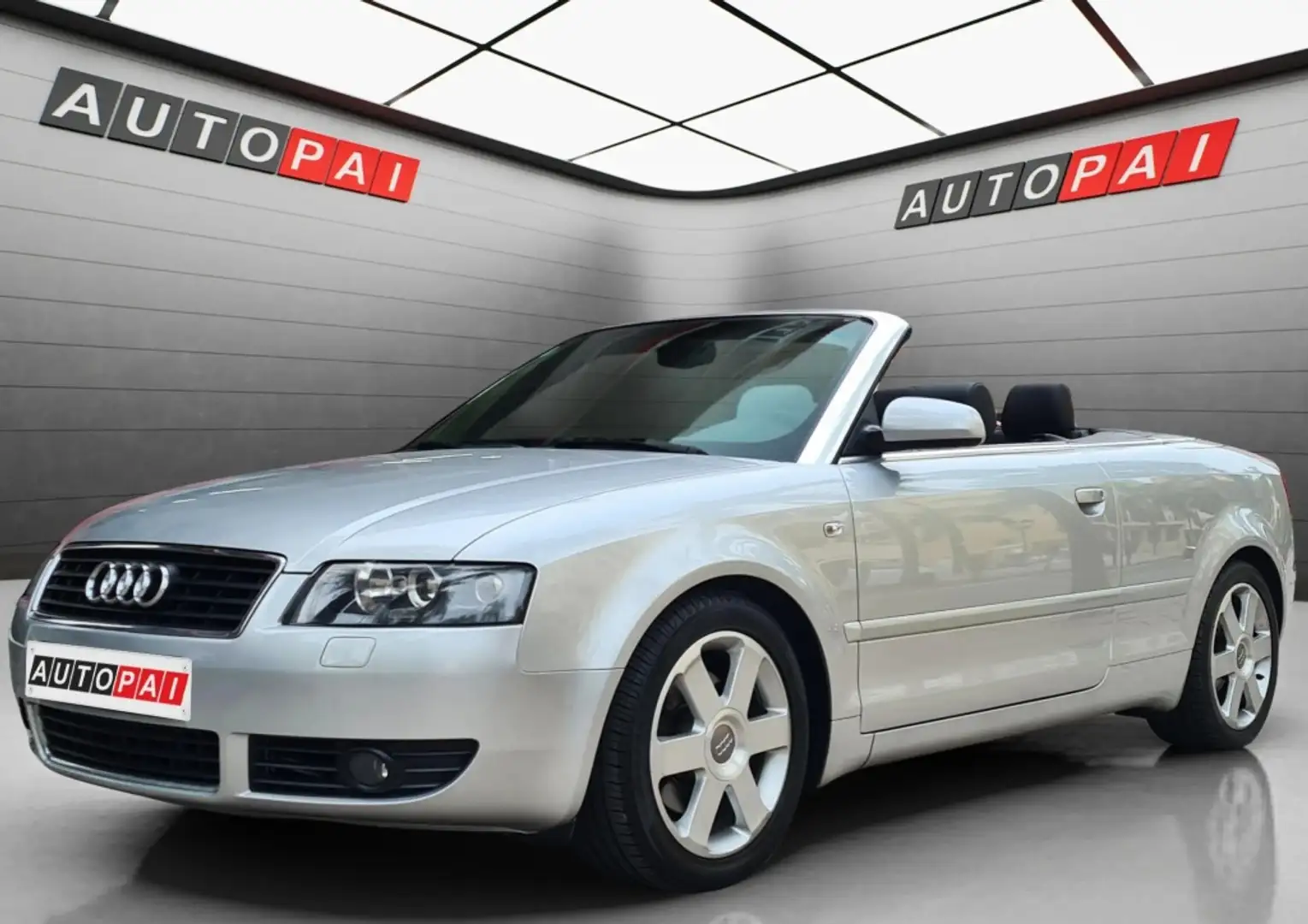 Audi A4 Descapotable Automático de 2 Puertas Plateado - 1