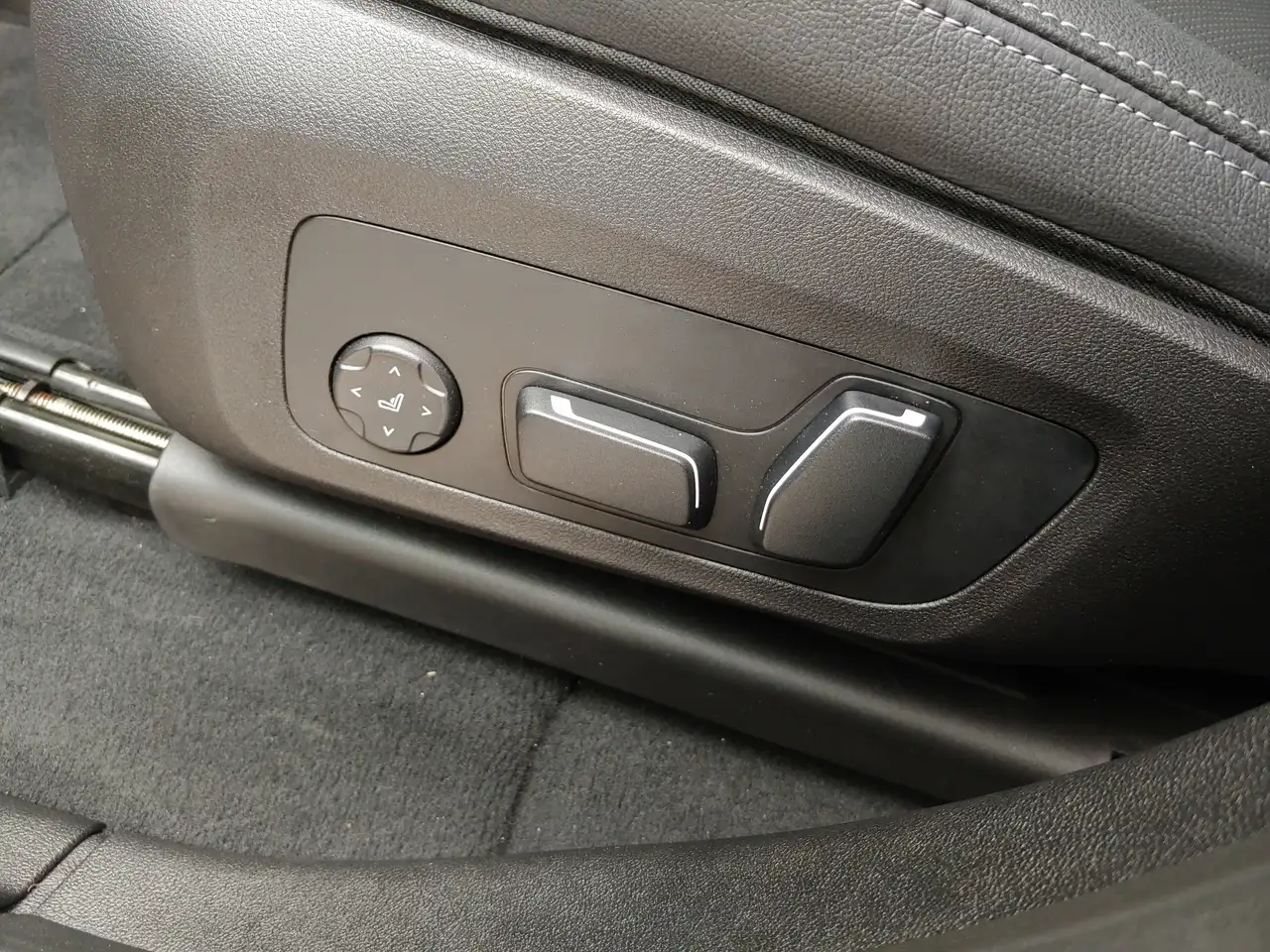 BMW X4 снимка BMW X4