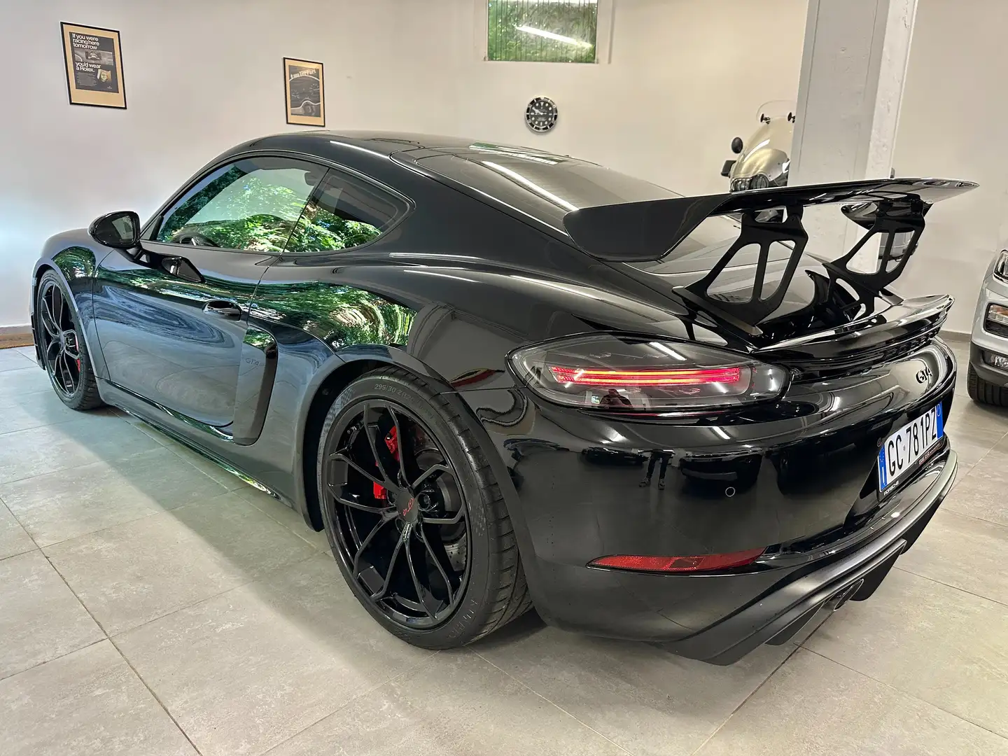 Porsche Cayman 718 CLUBSPORT * PORSCHE APPROVED * SPORT CHRONO Noir - 2