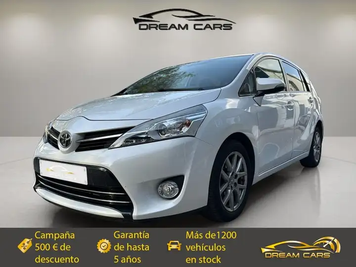 Toyota Corolla Verso 2015