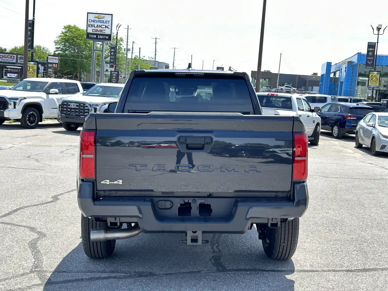 Toyota Tacoma снимка Toyota Tacoma