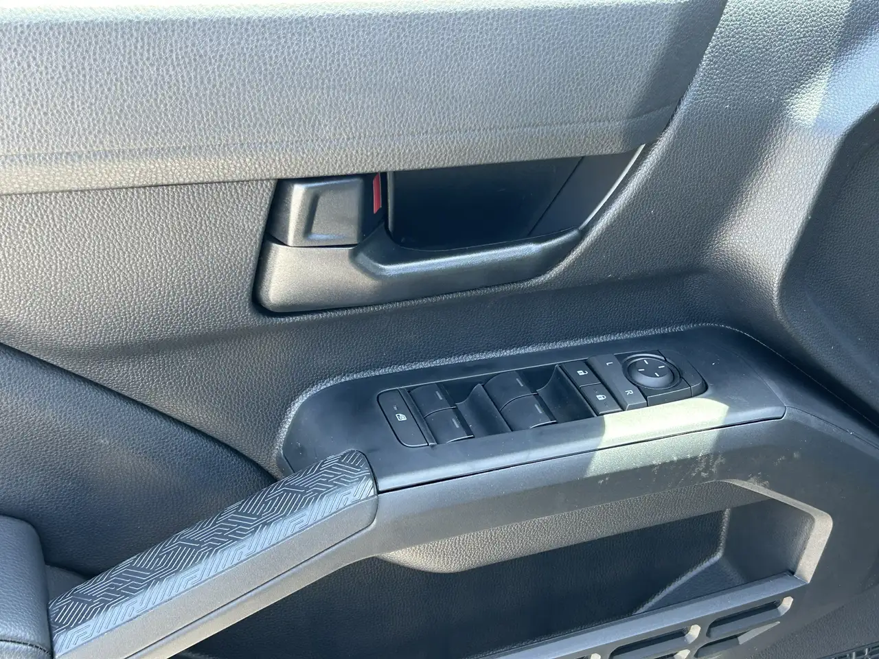 Toyota Tacoma снимка Toyota Tacoma
