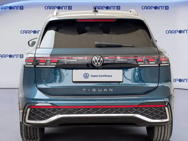 Volkswagen Tiguan view 6