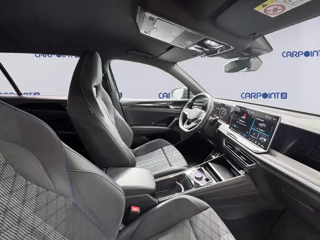 Volkswagen Tiguan view 8