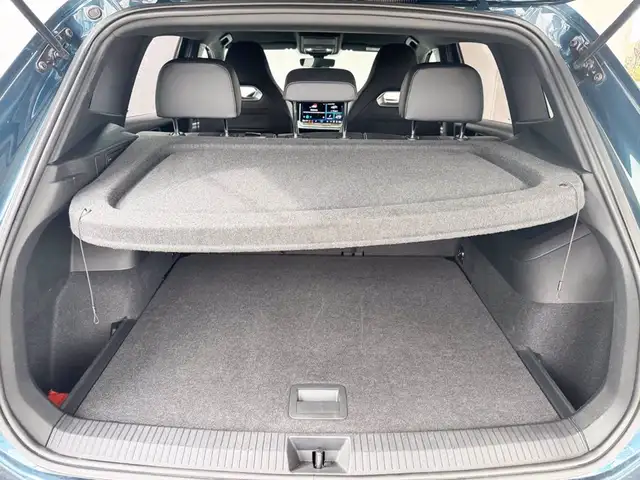 Volkswagen Tiguan view 13