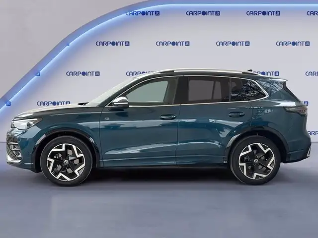 Volkswagen Tiguan view 5