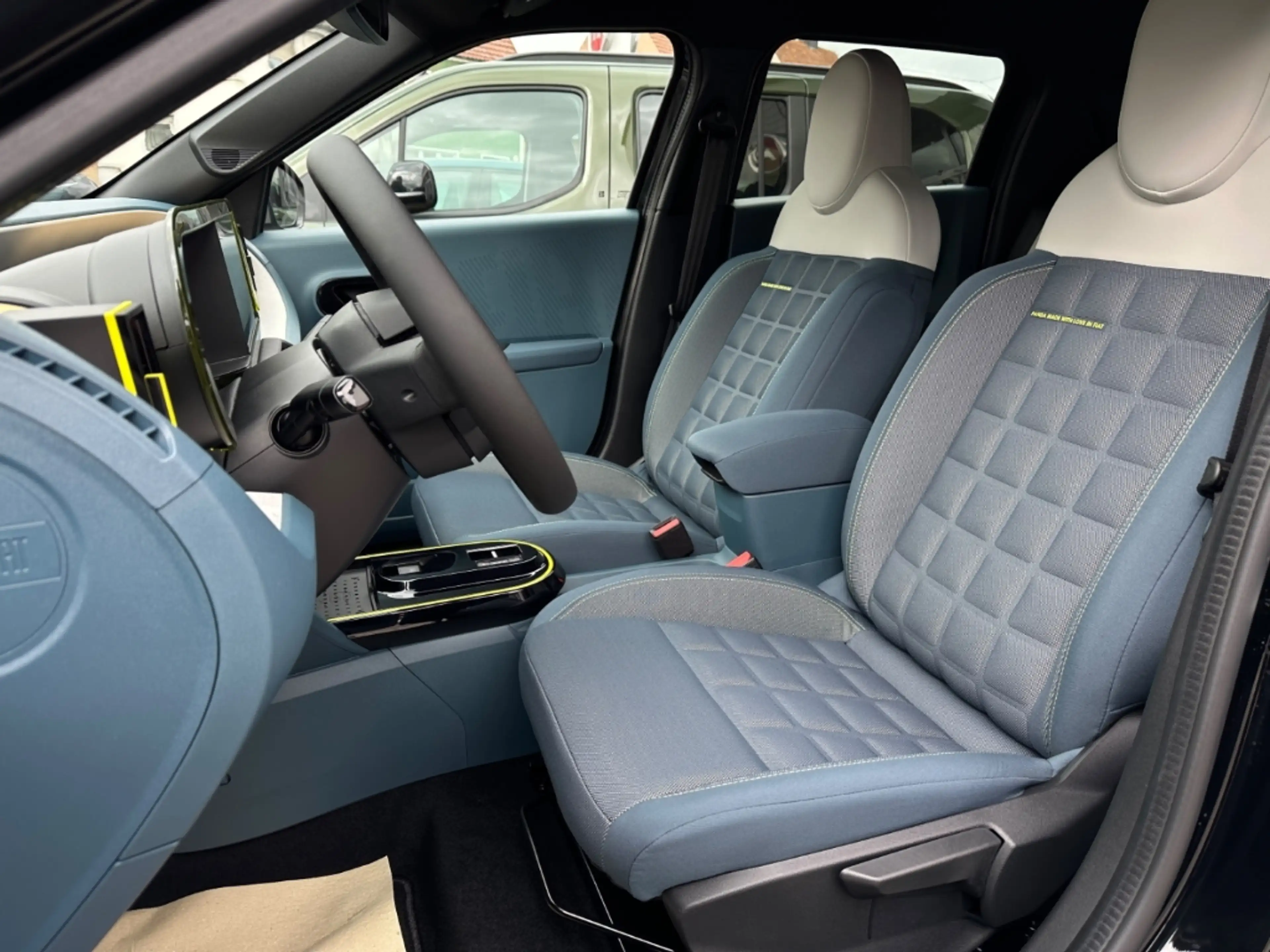 Fiat Grande Panda 1.2 Turbo La Prima Klima Rfk LED — photo 15