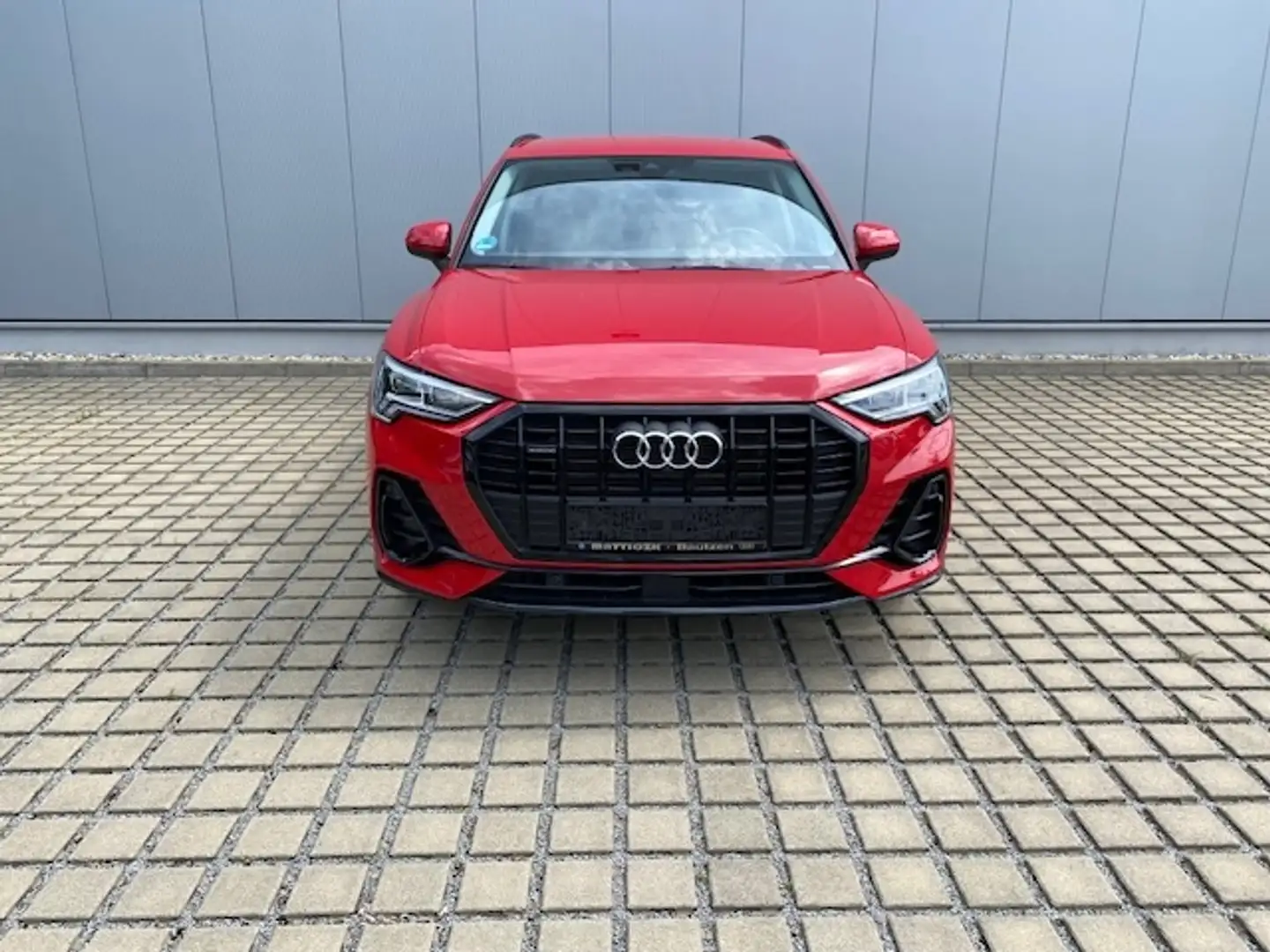 Audi Q3 40 TFSI quattro S-tronic S-line AHK/MATRIX/STAND- Rot - 2