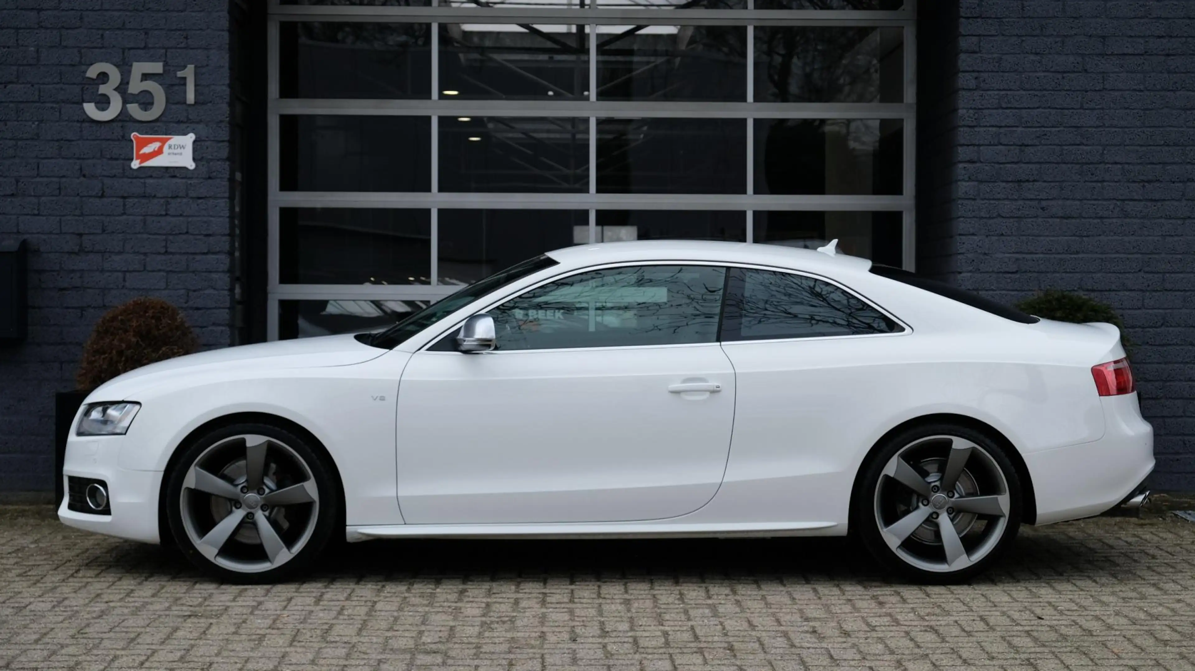 Audi S5 Coupé 4.2 FSI quattro 354PK 20inch RS5 Rotor — photo 3