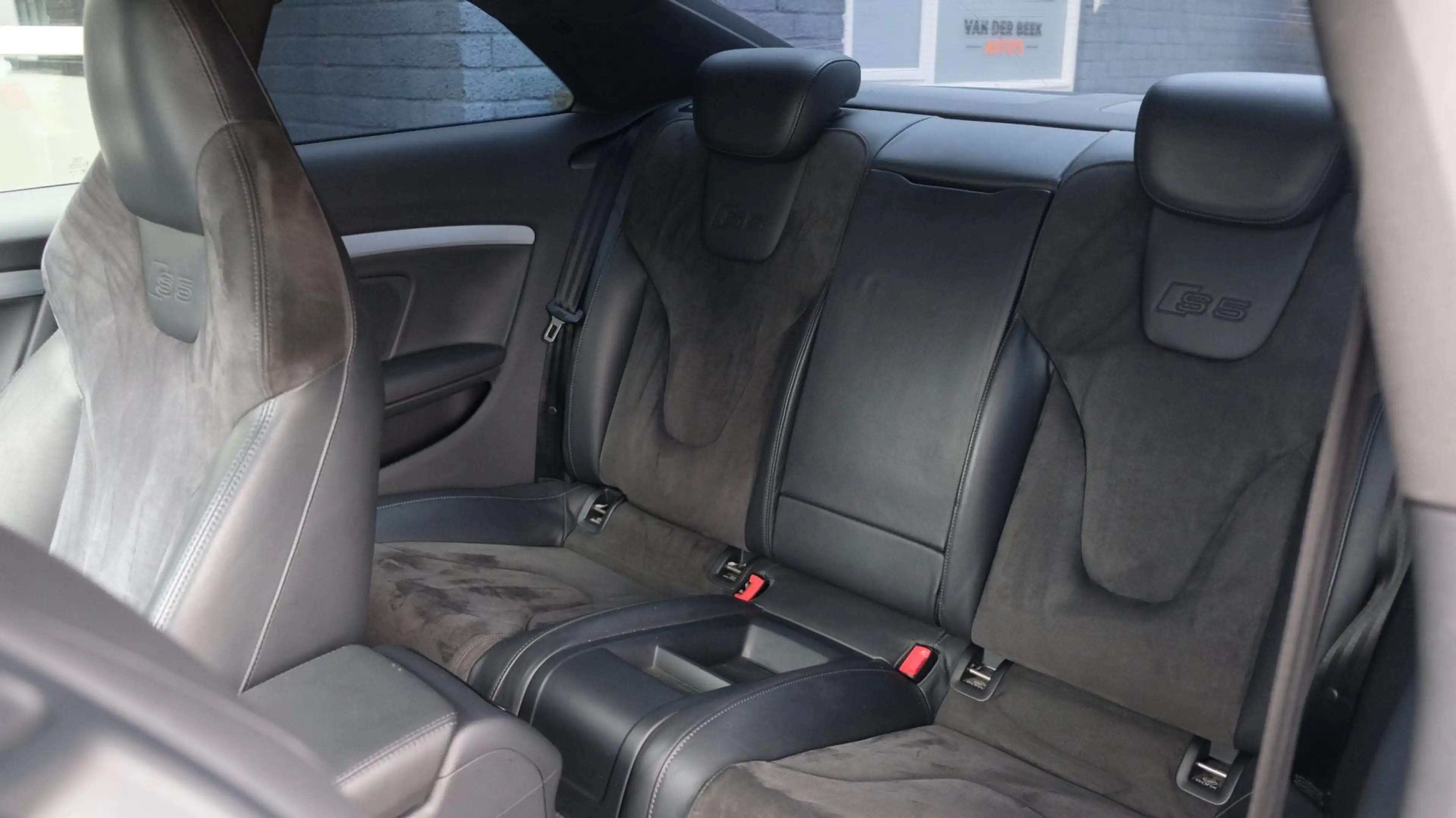 Audi S5 Coupé 4.2 FSI quattro 354PK 20inch RS5 Rotor — photo 8