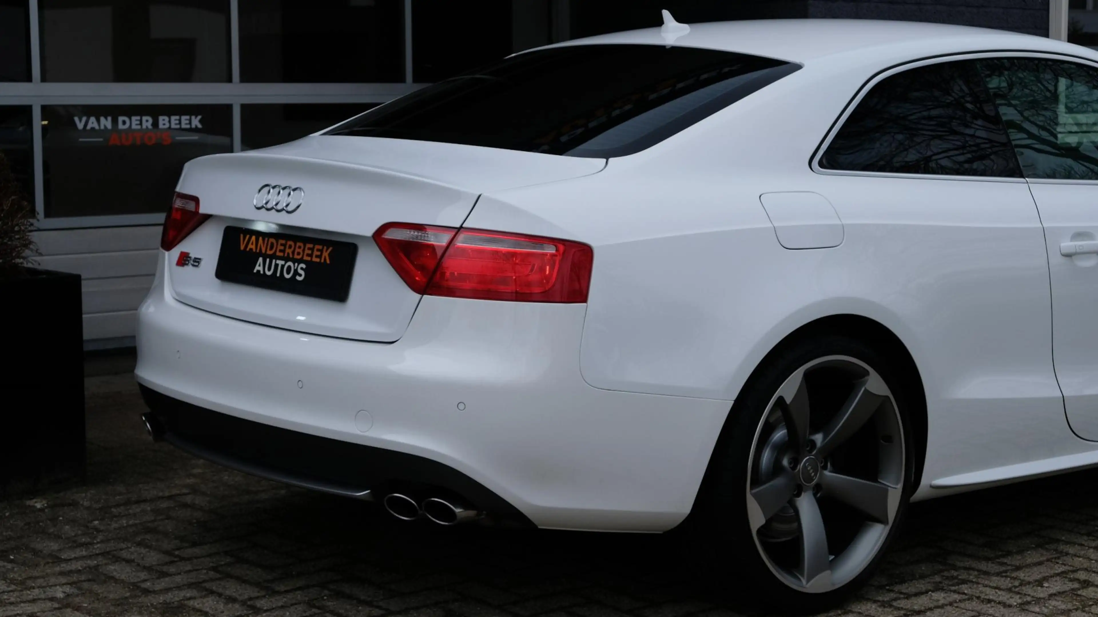 Audi S5 Coupé 4.2 FSI quattro 354PK 20inch RS5 Rotor — photo 24