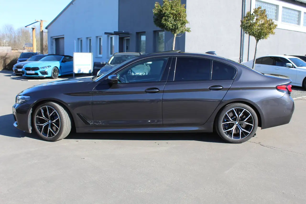 BMW M550