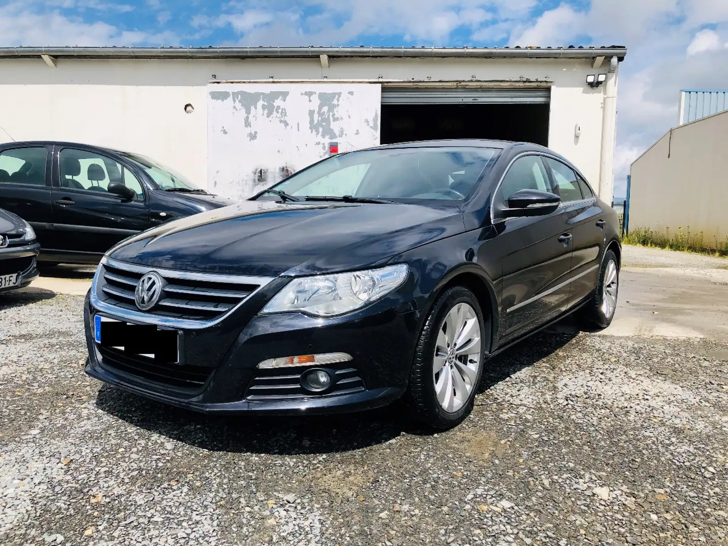 Volkswagen Passat CC 2.0 16S TDI CR 140 BlueMotion Noir - 1