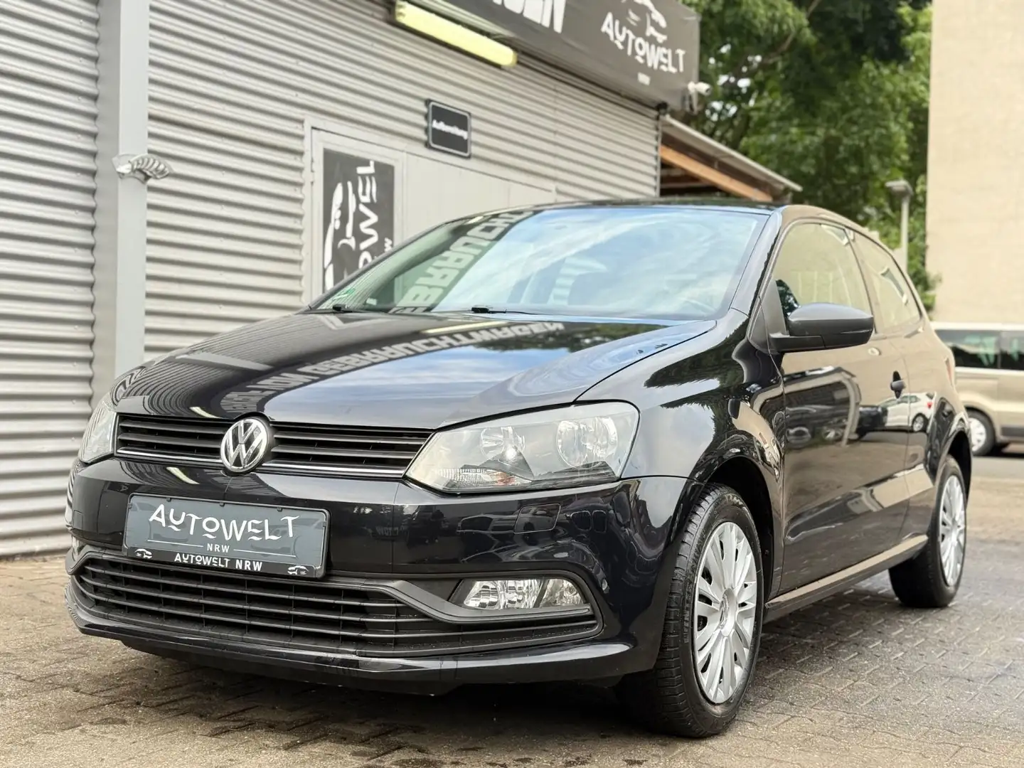 Volkswagen Polo V 1.0 Trendline *2-HAND*44KW*KLIMA*SITZHZ* Чёрный - 2