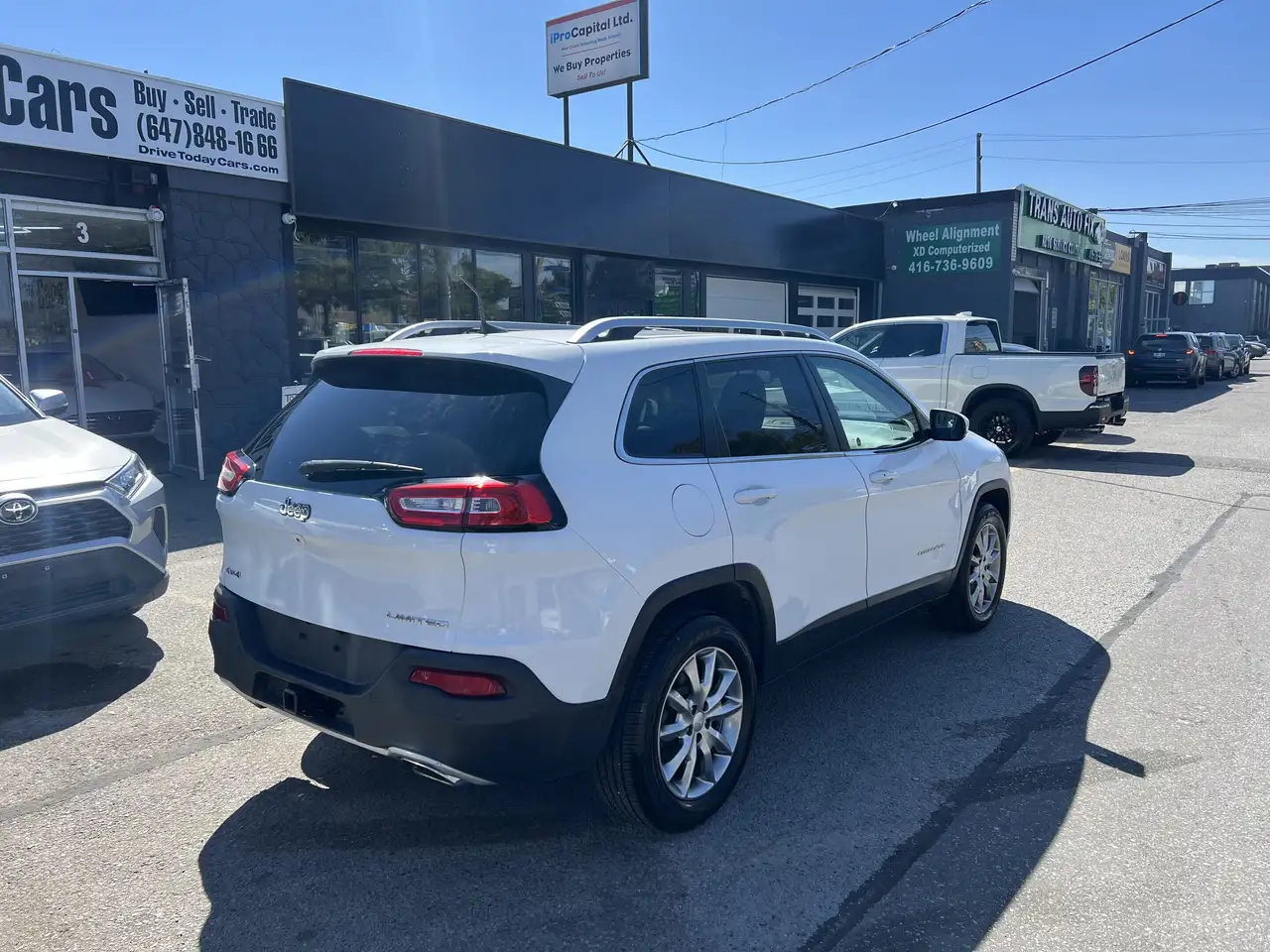 Jeep Cherokee photo Jeep Cherokee