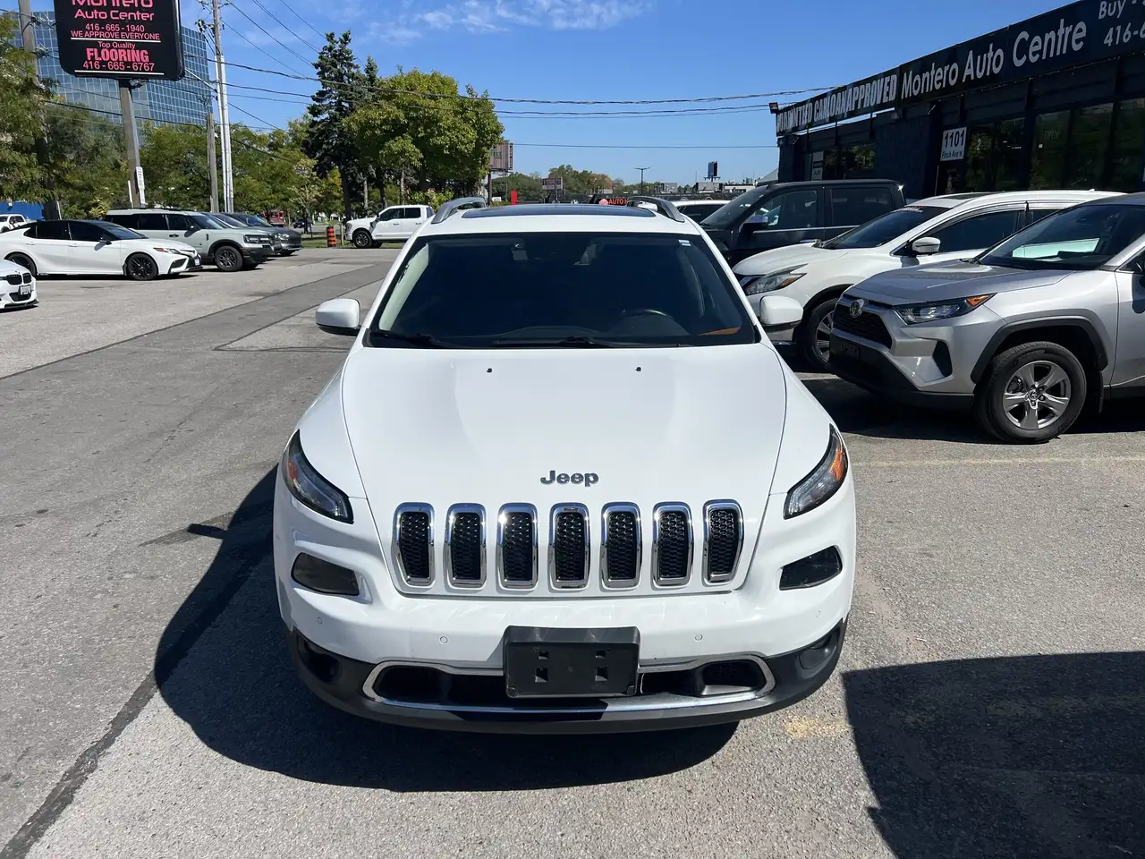 Jeep Cherokee photo Jeep Cherokee