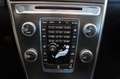 Volvo XC60 2.4 D4 Momentum AWD *Navi-AHK-Kamera* Braun - thumbnail 20