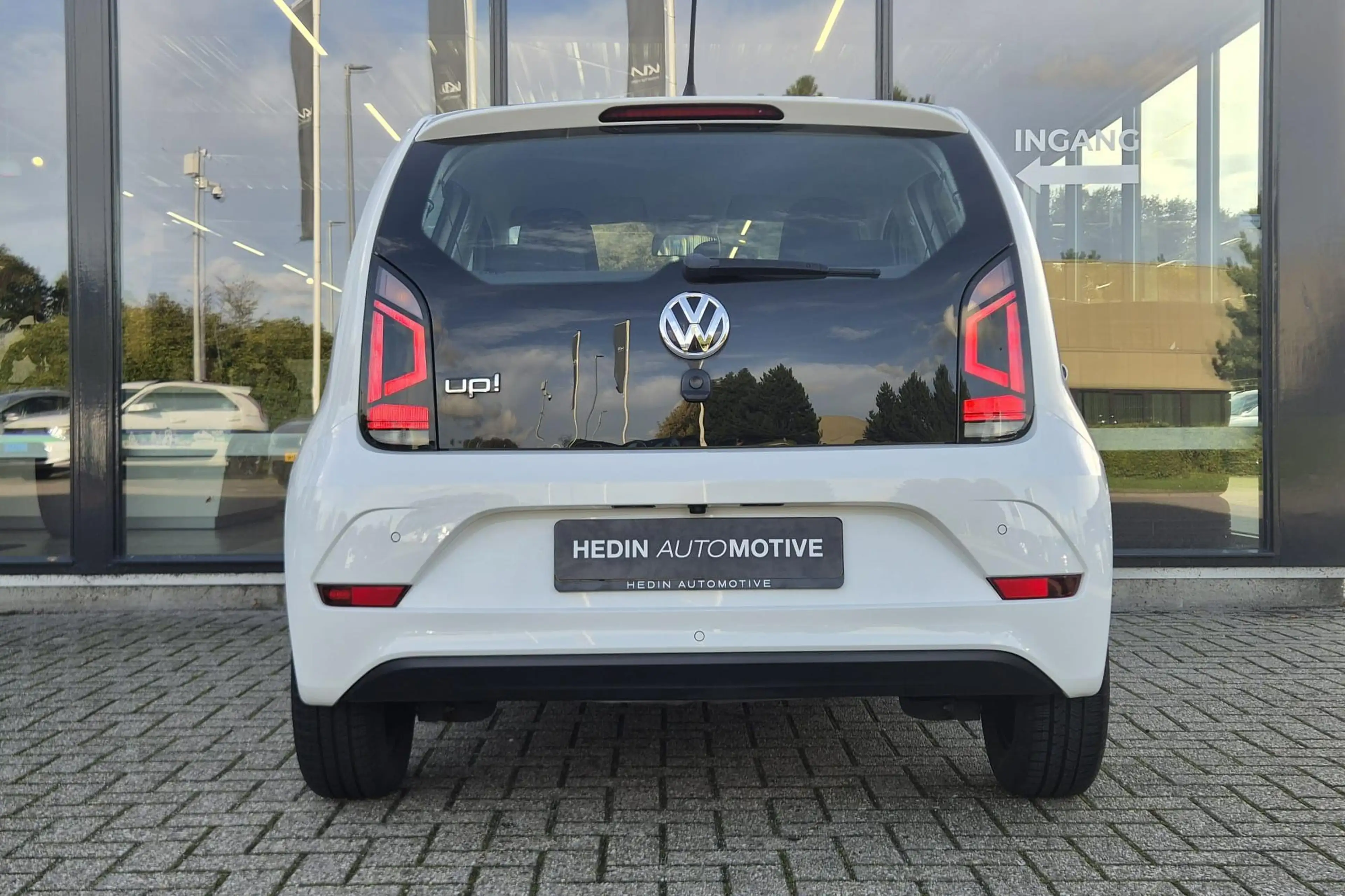 Volkswagen up! 1.0 BMT move up! | Camera | Stoelverwarming | Airc — photo 6