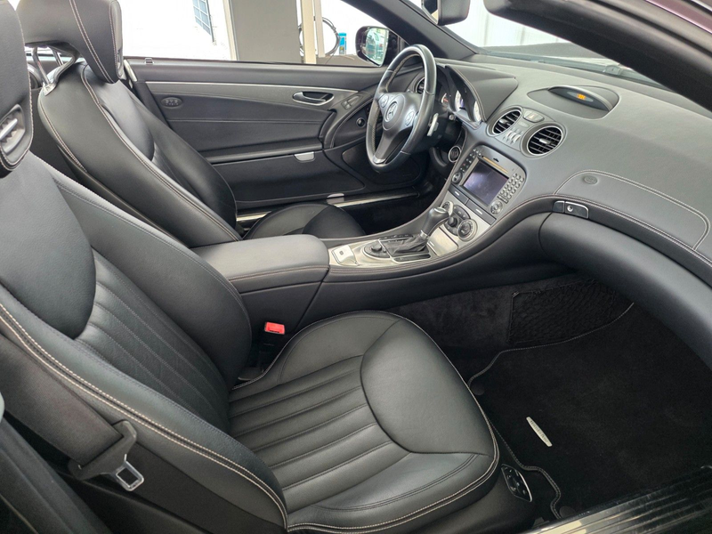 Mercedes-Benz SL 350 — photo 13