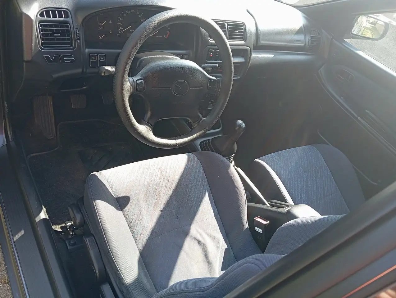 Mazda 323F Lantis 2.0 24v GT, foto 12