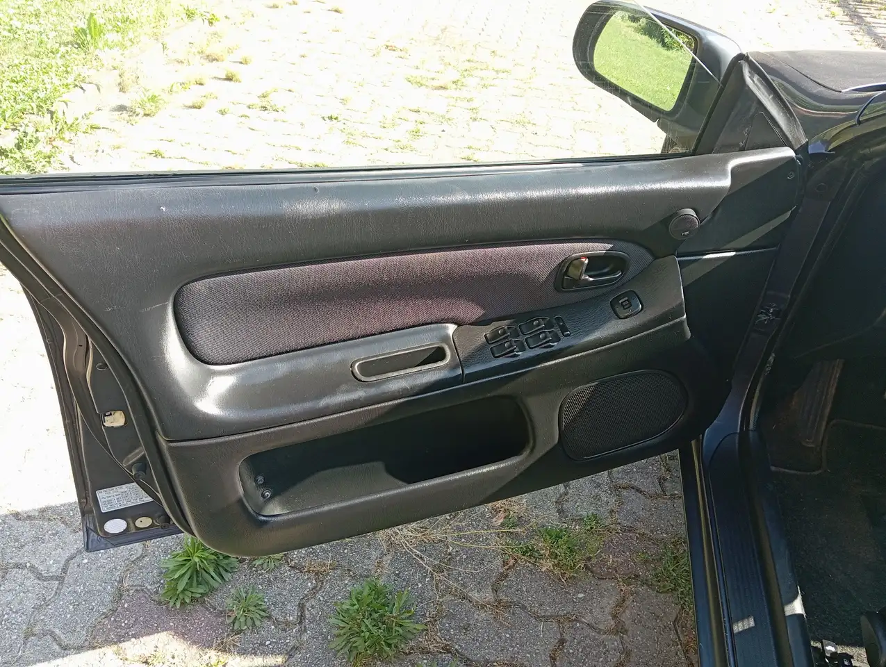Mazda 323F Lantis 2.0 24v GT, foto 11