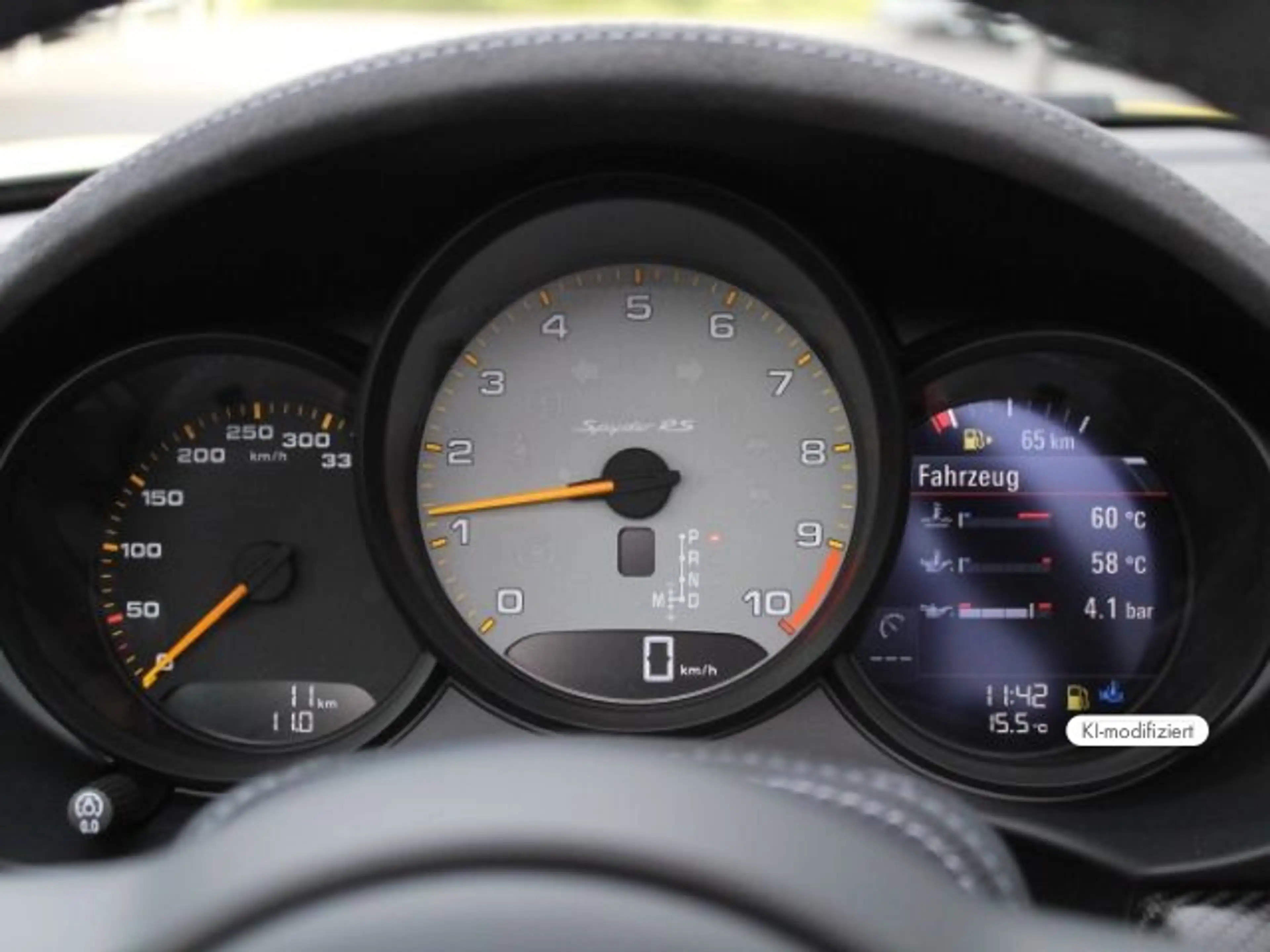 Porsche 718 Spyder RS — photo 15