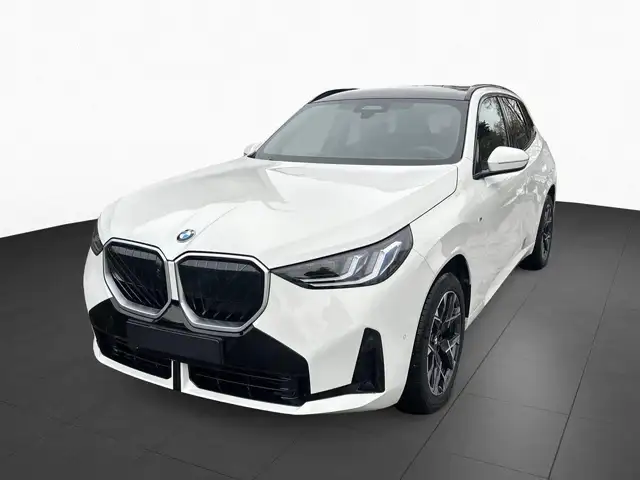 BMW X3 view 4