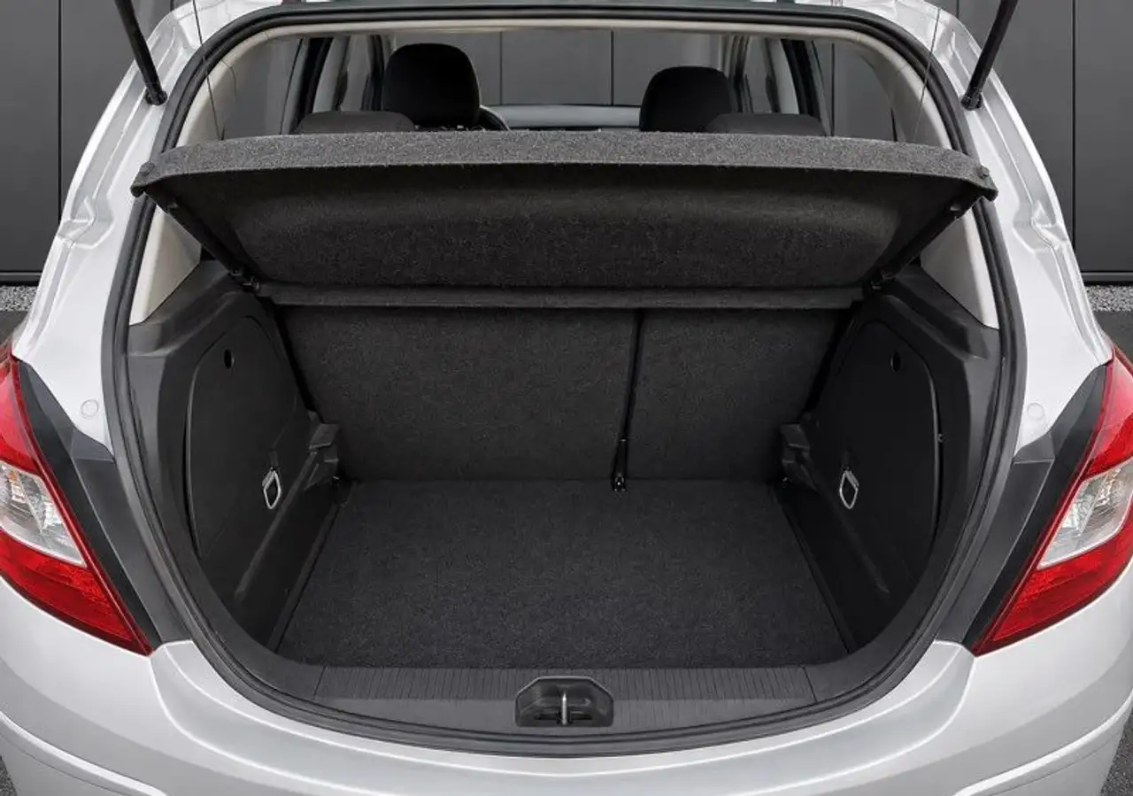 Opel Corsa Corsa — photo 4
